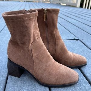 Anne Klein Iflex suede boots like new